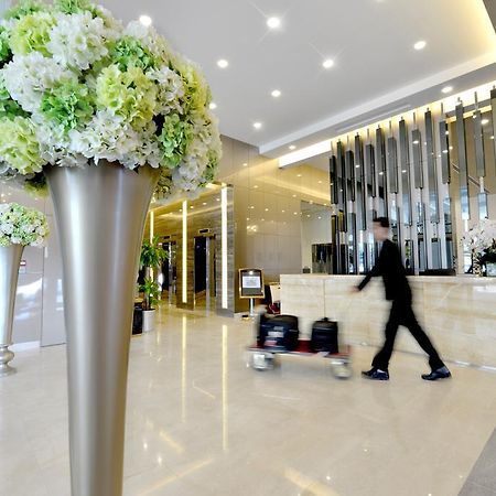 Royal Ambassador - Al Yal Suites Manama Exteriör bild