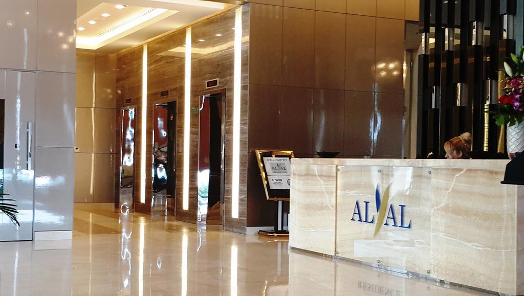 Royal Ambassador - Al Yal Suites Manama Exteriör bild