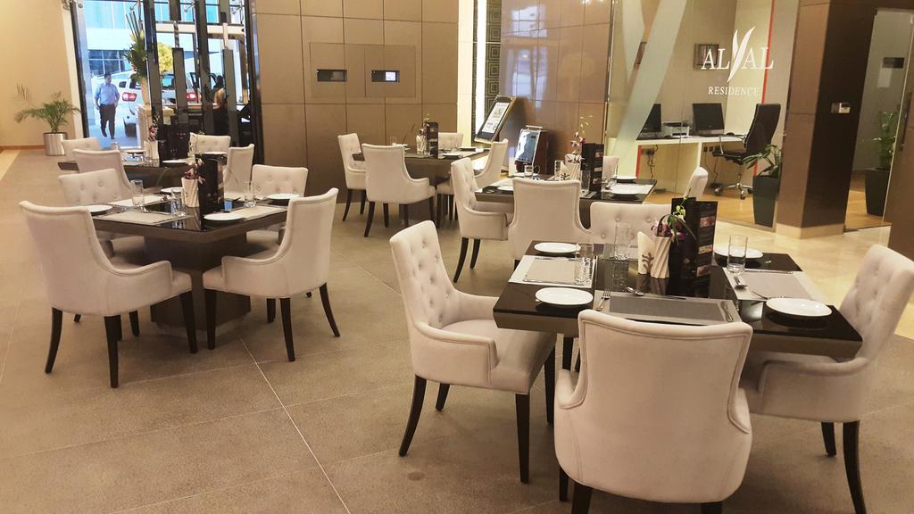 Royal Ambassador - Al Yal Suites Manama Exteriör bild