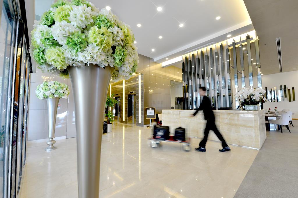 Royal Ambassador - Al Yal Suites Manama Exteriör bild