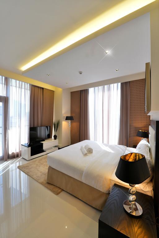 Royal Ambassador - Al Yal Suites Manama Rum bild